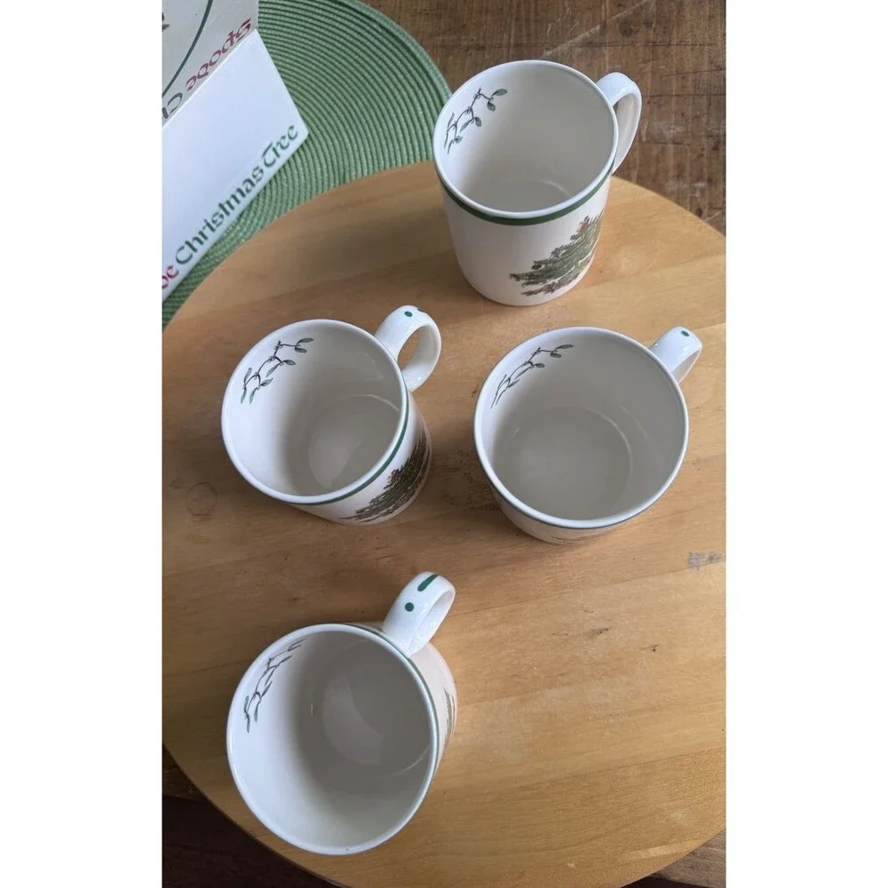 Spode Christmas Tree Porcelain Made in England Tom & Jerry Four Mugs